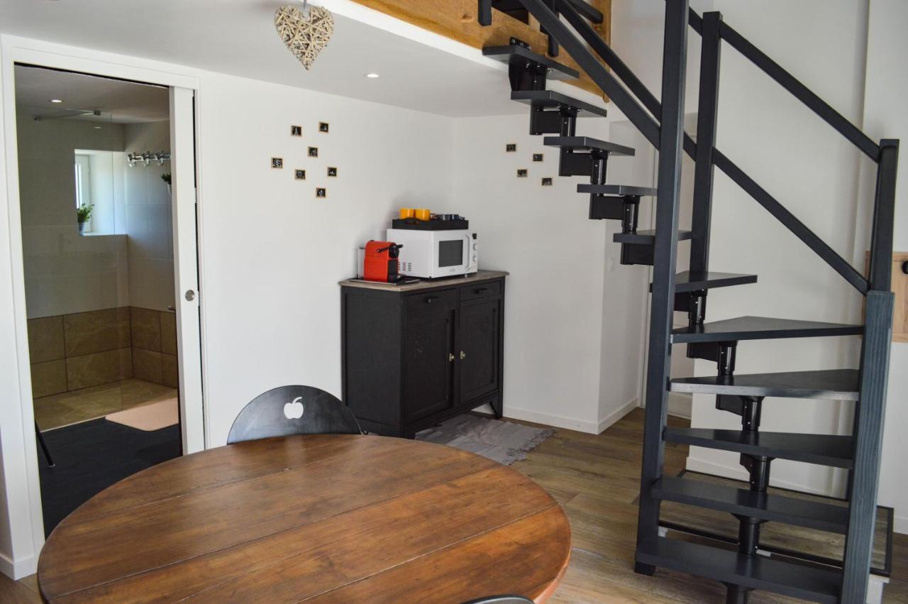 Bed and Breakfast Grande Chambre D'Hote Les Chats-Pitres La Rochette  Экстерьер фото